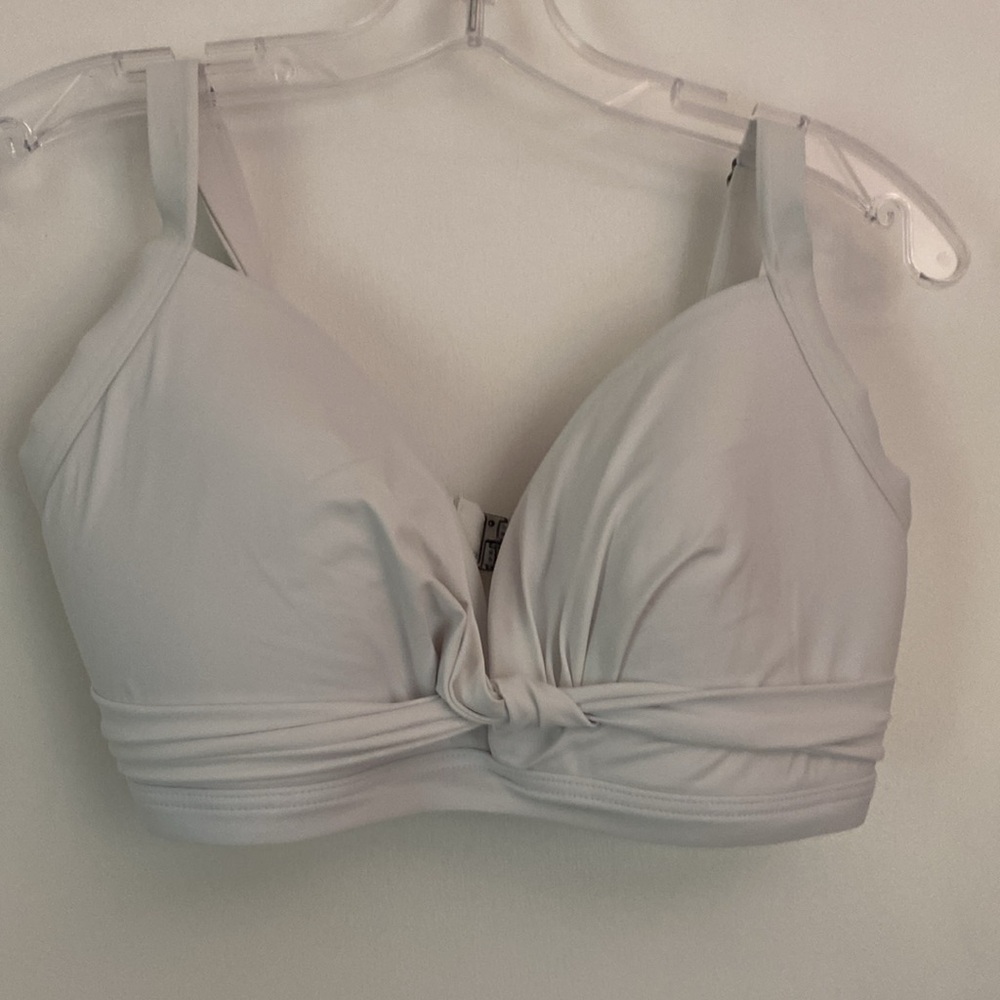 Sun seeker white bikini. Size 8